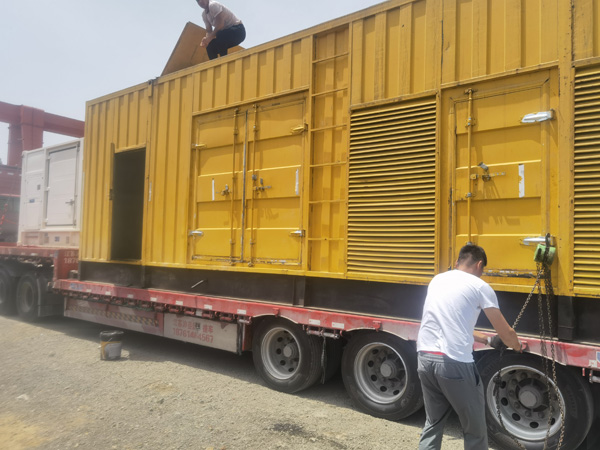 中山除了负载情况和发动机维护,还有哪些因素会影响 200kw 柴油发电机的油耗?